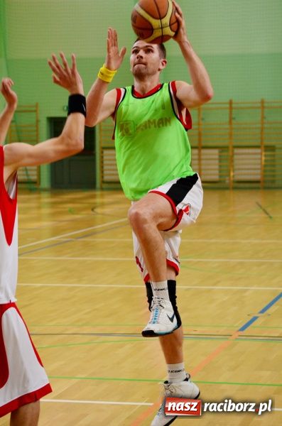 Zdjęcie w galerii na portalu naszraciborz.pl: ALK - Dywyta na górze tabeli wiadomości z regionu