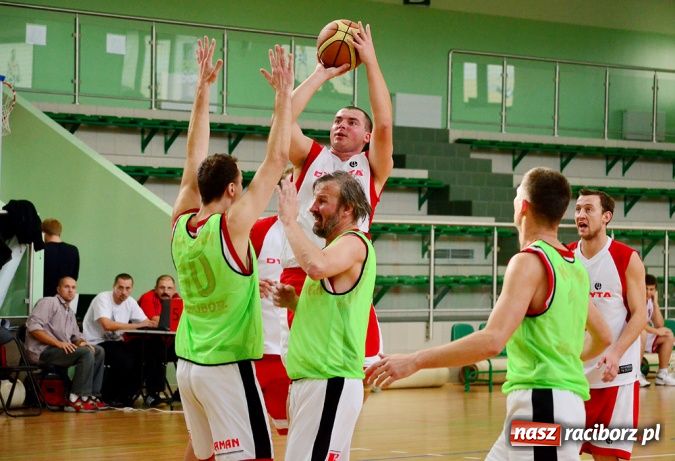 Zdjęcie w galerii na portalu naszraciborz.pl: ALK - Dywyta na górze tabeli wiadomości z regionu