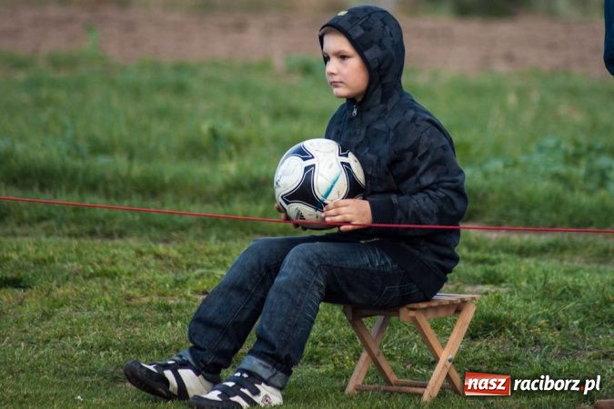 Zdjęcie w galerii na portalu naszraciborz.pl: Wielkie derby gminy Krzanowice wiadomości z regionu