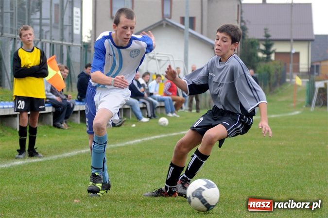 Zdjęcie w galerii na portalu naszraciborz.pl: Juniorzy z Markowic pokonali Płomień wiadomości z regionu