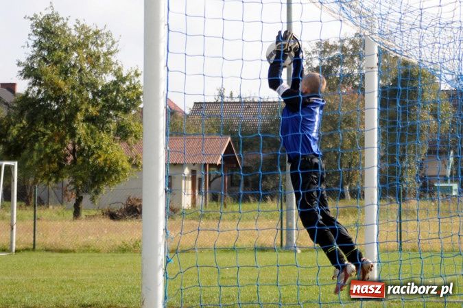 Zdjęcie w galerii na portalu naszraciborz.pl: Juniorzy z Markowic pokonali Płomień wiadomości z regionu