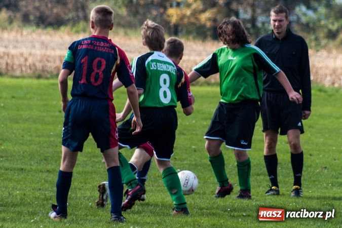 Zdjęcie w galerii na portalu naszraciborz.pl: Zgoda rozstrzelana przez Bieńkowice wiadomości z regionu