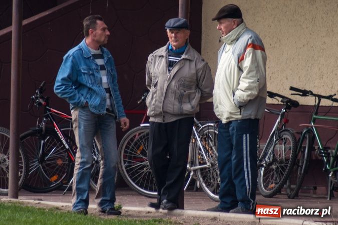 Zdjęcie w galerii na portalu naszraciborz.pl: Zgoda rozstrzelana przez Bieńkowice wiadomości z regionu