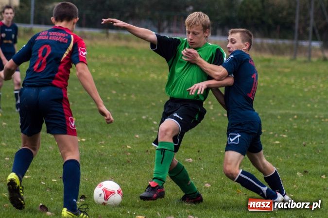 Zdjęcie w galerii na portalu naszraciborz.pl: Zgoda rozstrzelana przez Bieńkowice wiadomości z regionu