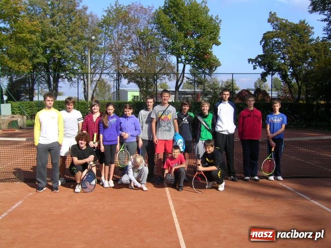 Zdjęcie w galerii na portalu naszraciborz.pl: Tenisowe zmagania o puchar starosty wiadomości z regionu