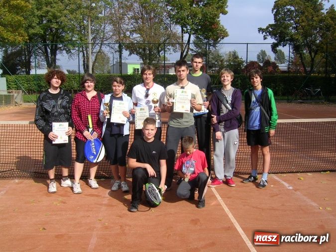 Zdjęcie w galerii na portalu naszraciborz.pl: Tenisowe zmagania o puchar starosty wiadomości z regionu