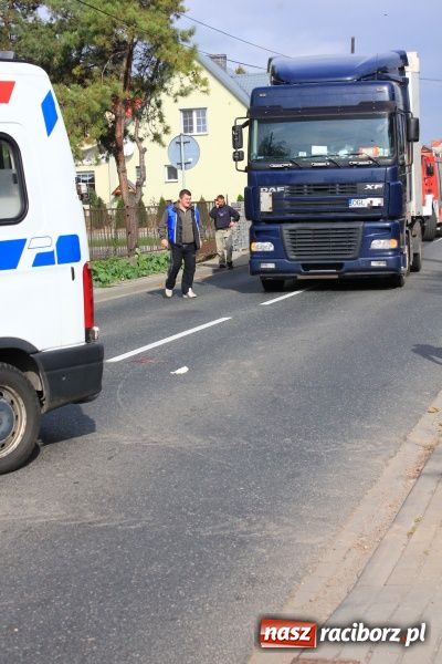 Zdjęcie w galerii na portalu naszraciborz.pl: 35-latek wpadł pod tira na Starowiejskiej wiadomości z regionu