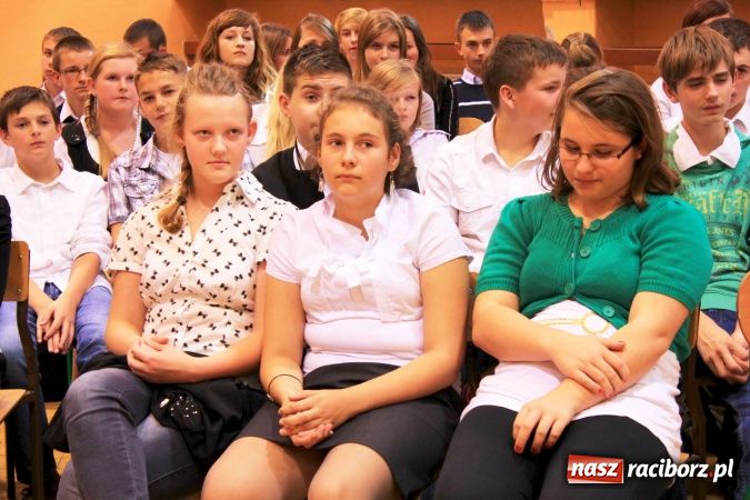 Zdjęcie w galerii na portalu naszraciborz.pl: Naukę buduje się z faktów, tak jak dom buduje się z cegieł wiadomości z regionu