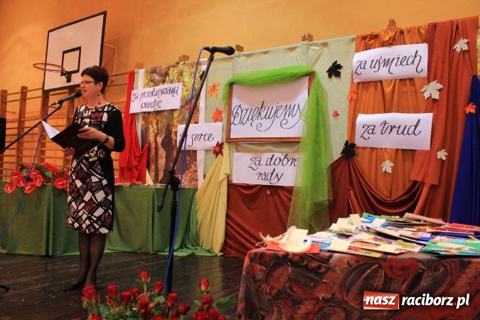 Zdjęcie w galerii na portalu naszraciborz.pl: Naukę buduje się z faktów, tak jak dom buduje się z cegieł wiadomości z regionu