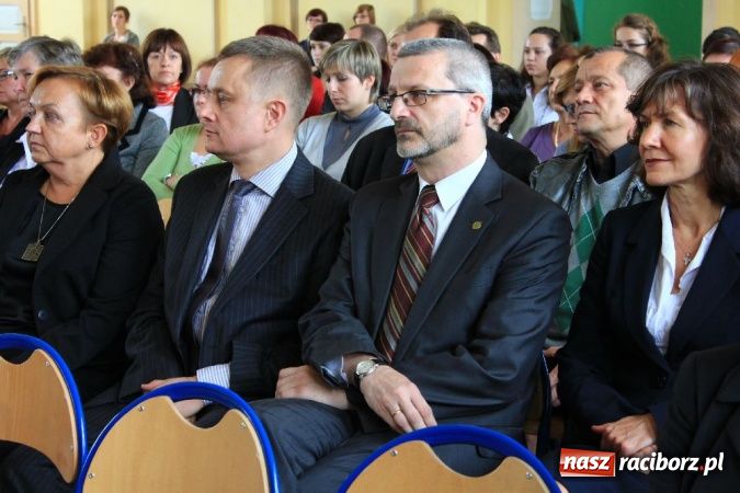 Zdjęcie w galerii na portalu naszraciborz.pl: Zawód nauczyciela jest zawodem z twarzą wiadomości z regionu