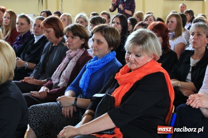 Zdjęcie w galerii na portalu naszraciborz.pl: Zawód nauczyciela jest zawodem z twarzą wiadomości z regionu