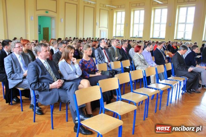 Zdjęcie w galerii na portalu naszraciborz.pl: Zawód nauczyciela jest zawodem z twarzą wiadomości z regionu