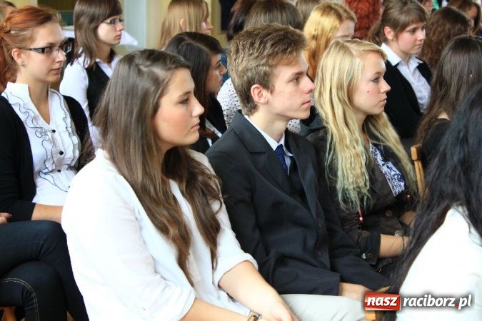 Zdjęcie w galerii na portalu naszraciborz.pl: Zawód nauczyciela jest zawodem z twarzą wiadomości z regionu