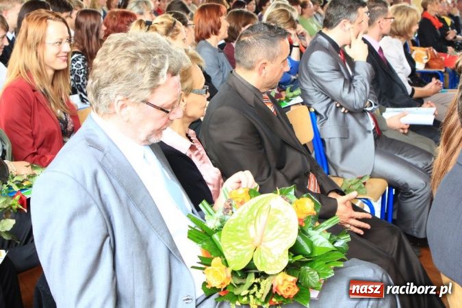 Zdjęcie w galerii na portalu naszraciborz.pl: Zawód nauczyciela jest zawodem z twarzą wiadomości z regionu