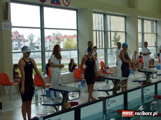 Zdjęcie w galerii na portalu naszraciborz.pl: Pływanie - Pierwsze Grand Prix wiadomości z regionu