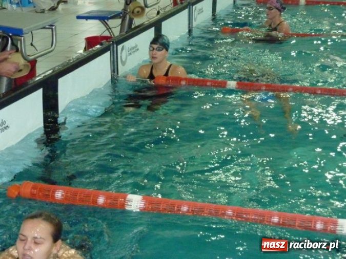 Zdjęcie w galerii na portalu naszraciborz.pl: Pływanie - Pierwsze Grand Prix wiadomości z regionu