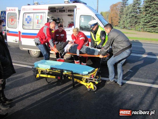 Zdjęcie w galerii na portalu naszraciborz.pl: Brawurowa jazda i nadmierna prędkość. Pirat drogowy potrącił pieszego! wiadomości z regionu