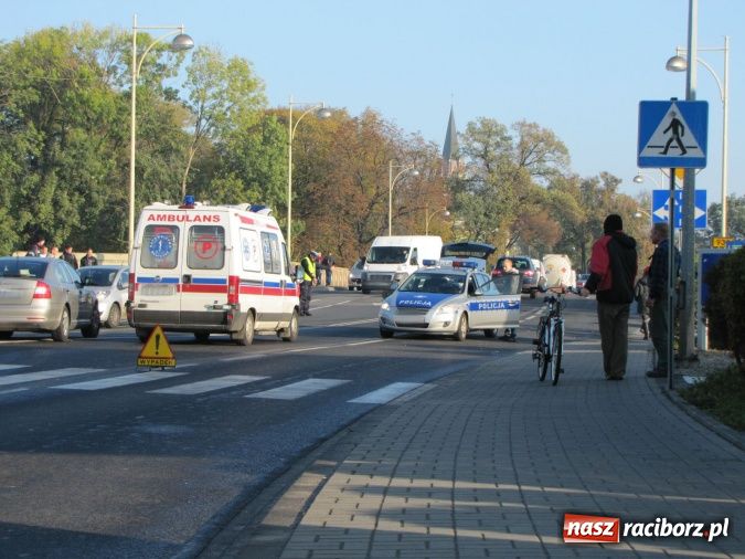 Zdjęcie w galerii na portalu naszraciborz.pl: Brawurowa jazda i nadmierna prędkość. Pirat drogowy potrącił pieszego! wiadomości z regionu