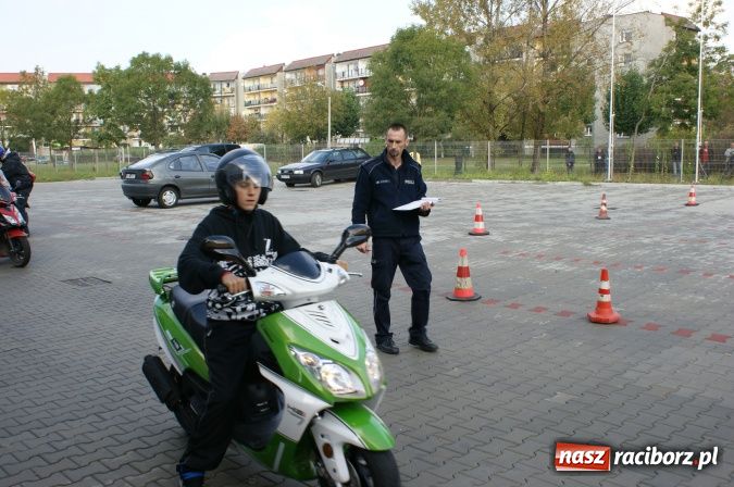Zdjęcie w galerii na portalu naszraciborz.pl: Chętnych było dużo, ale polegli na testach wiadomości z regionu