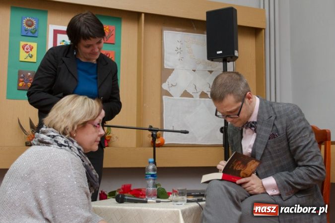 Zdjęcie w galerii na portalu naszraciborz.pl: Autor Lali gościł na Kasprowicza wiadomości z regionu