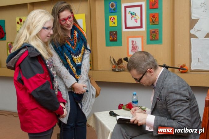 Zdjęcie w galerii na portalu naszraciborz.pl: Autor Lali gościł na Kasprowicza wiadomości z regionu