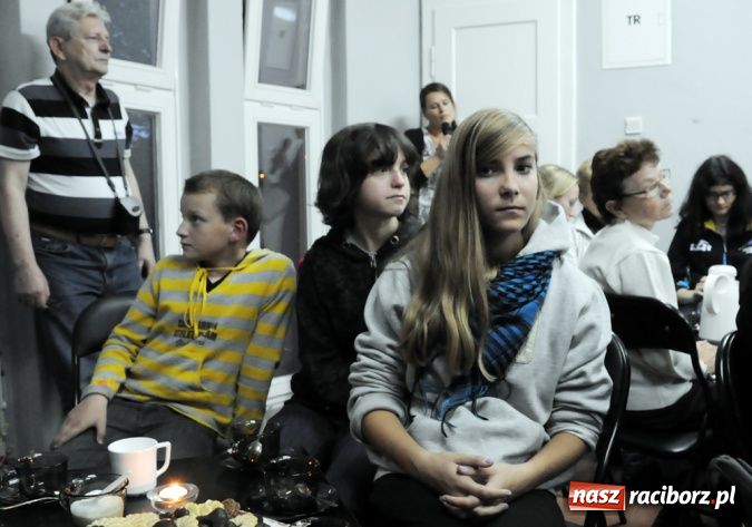 Zdjęcie w galerii na portalu naszraciborz.pl: Pokonać chorobę sztuką wiadomości z regionu