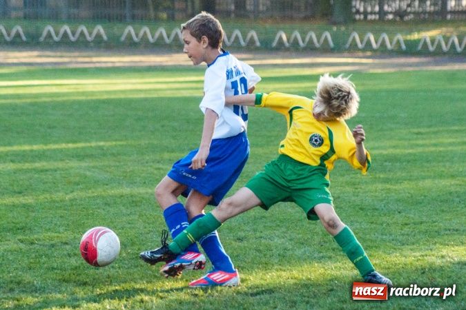 Zdjęcie w galerii na portalu naszraciborz.pl: Canarinhos z Tworkowa nie sprostali Unii wiadomości z regionu