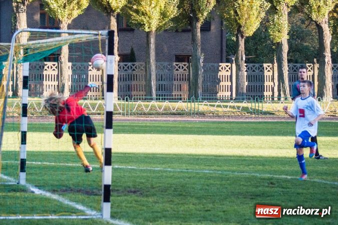 Zdjęcie w galerii na portalu naszraciborz.pl: Canarinhos z Tworkowa nie sprostali Unii wiadomości z regionu