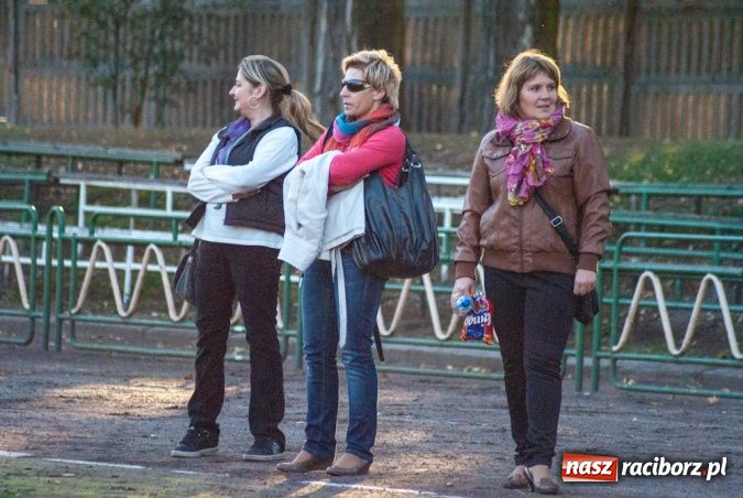 Zdjęcie w galerii na portalu naszraciborz.pl: Canarinhos z Tworkowa nie sprostali Unii wiadomości z regionu