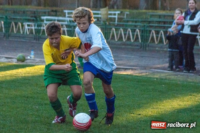 Zdjęcie w galerii na portalu naszraciborz.pl: Canarinhos z Tworkowa nie sprostali Unii wiadomości z regionu