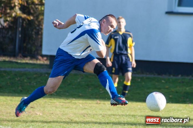 Zdjęcie w galerii na portalu naszraciborz.pl: Skromne zwycięstwo Chałupek wiadomości z regionu