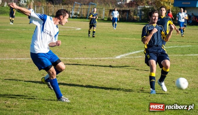 Zdjęcie w galerii na portalu naszraciborz.pl: Skromne zwycięstwo Chałupek wiadomości z regionu