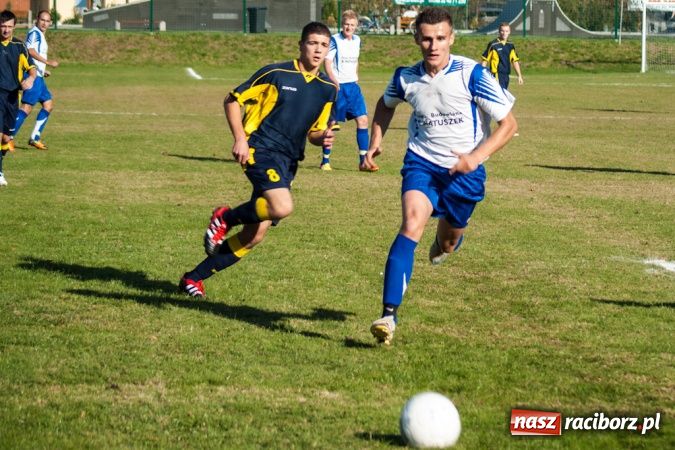 Zdjęcie w galerii na portalu naszraciborz.pl: Skromne zwycięstwo Chałupek wiadomości z regionu