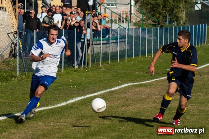 Zdjęcie w galerii na portalu naszraciborz.pl: Skromne zwycięstwo Chałupek wiadomości z regionu