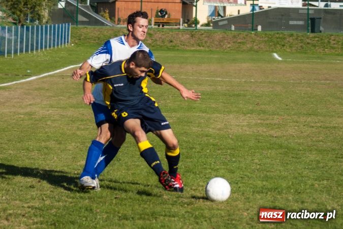 Zdjęcie w galerii na portalu naszraciborz.pl: Skromne zwycięstwo Chałupek wiadomości z regionu