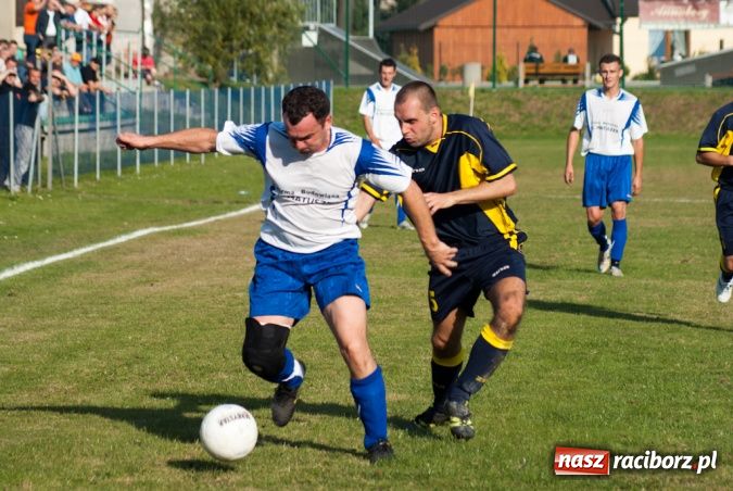 Zdjęcie w galerii na portalu naszraciborz.pl: Skromne zwycięstwo Chałupek wiadomości z regionu