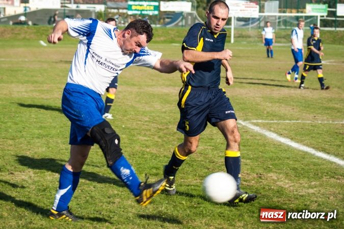 Zdjęcie w galerii na portalu naszraciborz.pl: Skromne zwycięstwo Chałupek wiadomości z regionu