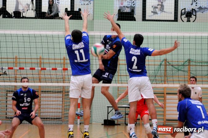 Zdjęcie w galerii na portalu naszraciborz.pl: AZS Rafako wygrał po tie-breaku wiadomości z regionu