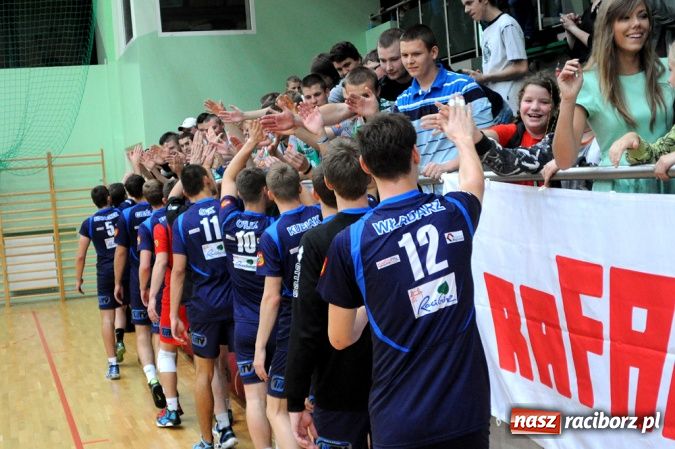 Zdjęcie w galerii na portalu naszraciborz.pl: AZS Rafako wygrał po tie-breaku wiadomości z regionu