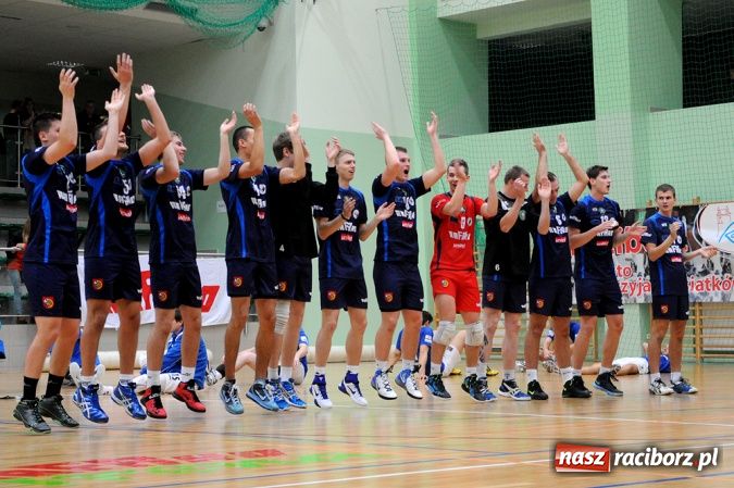 Zdjęcie w galerii na portalu naszraciborz.pl: AZS Rafako wygrał po tie-breaku wiadomości z regionu