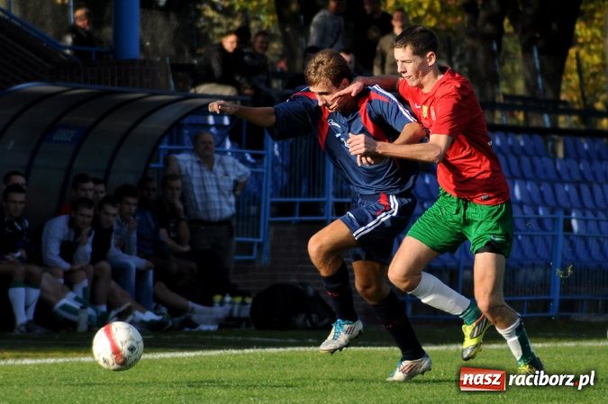 Zdjęcie w galerii na portalu naszraciborz.pl: Unia traci punkty z Drzewiarzem wiadomości z regionu