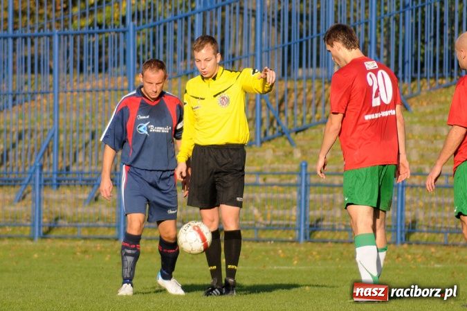 Zdjęcie w galerii na portalu naszraciborz.pl: Unia traci punkty z Drzewiarzem wiadomości z regionu