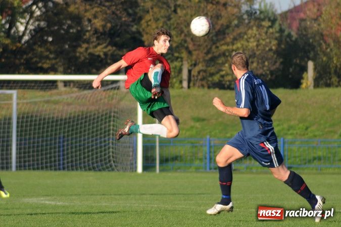 Zdjęcie w galerii na portalu naszraciborz.pl: Unia traci punkty z Drzewiarzem wiadomości z regionu