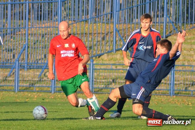 Zdjęcie w galerii na portalu naszraciborz.pl: Unia traci punkty z Drzewiarzem wiadomości z regionu