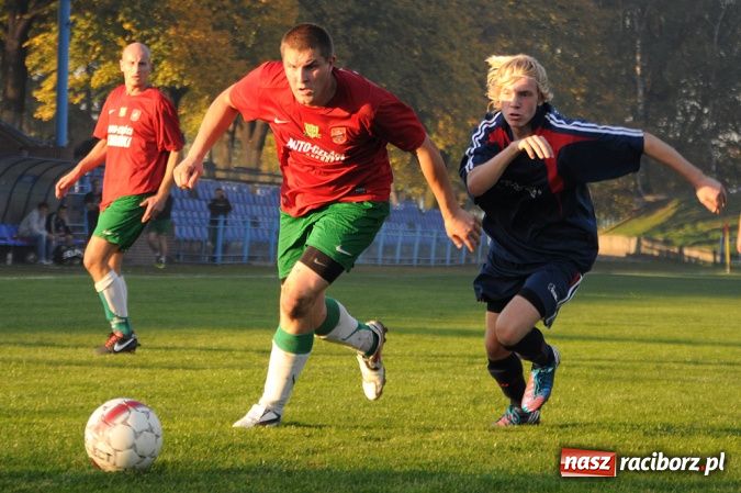 Zdjęcie w galerii na portalu naszraciborz.pl: Unia traci punkty z Drzewiarzem wiadomości z regionu