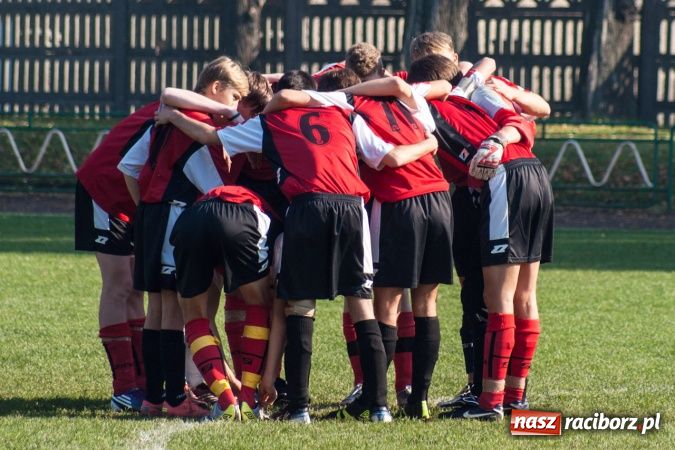 Zdjęcie w galerii na portalu naszraciborz.pl: Pewna wygrana juniorów Samborowic wiadomości z regionu