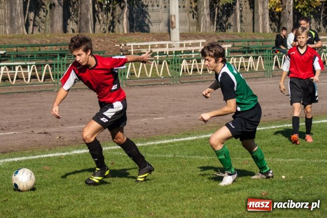 Zdjęcie w galerii na portalu naszraciborz.pl: Pewna wygrana juniorów Samborowic wiadomości z regionu