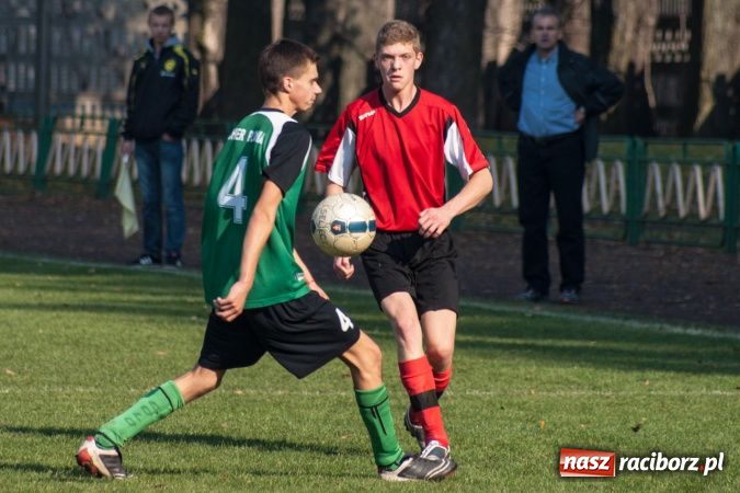 Zdjęcie w galerii na portalu naszraciborz.pl: Pewna wygrana juniorów Samborowic wiadomości z regionu