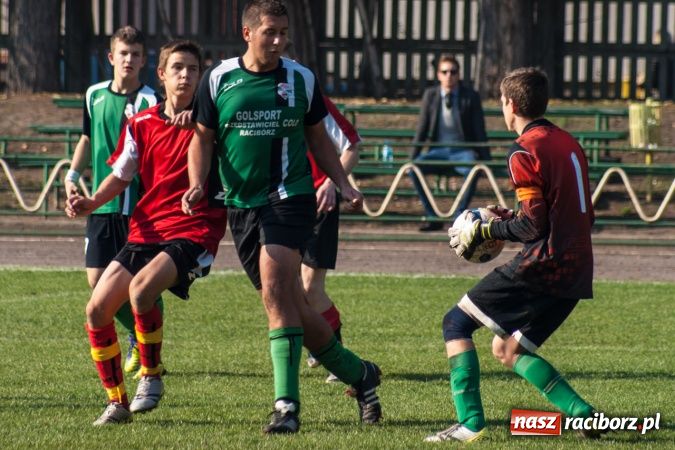Zdjęcie w galerii na portalu naszraciborz.pl: Pewna wygrana juniorów Samborowic wiadomości z regionu