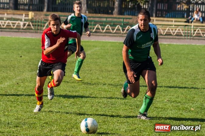 Zdjęcie w galerii na portalu naszraciborz.pl: Pewna wygrana juniorów Samborowic wiadomości z regionu